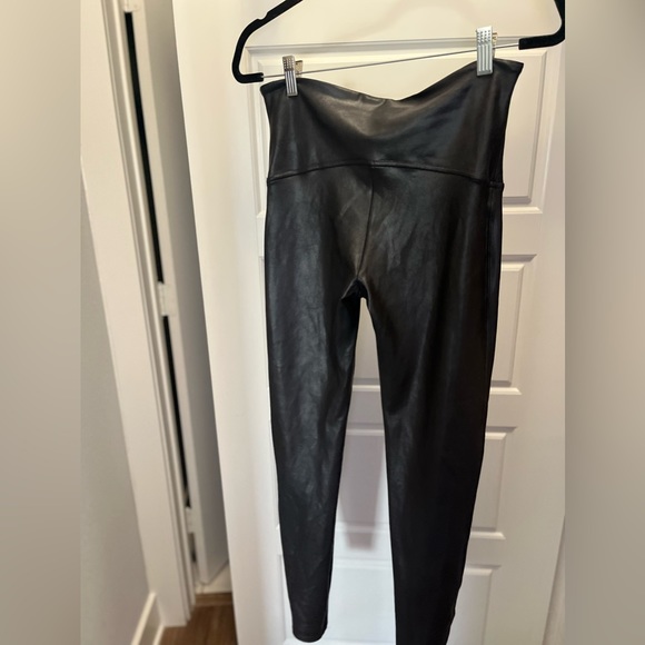 SPANX Best-selling, Faux Leather Black Leggings, Size XL - Picture 6 of 6